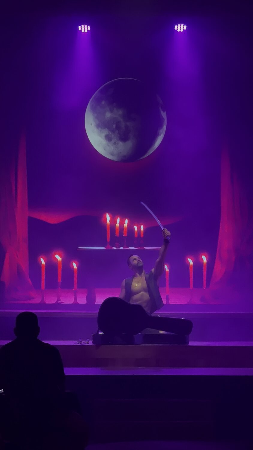 Escena dramática en WHO Ibiza